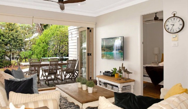 Diamond Retreat by HolidayCo.