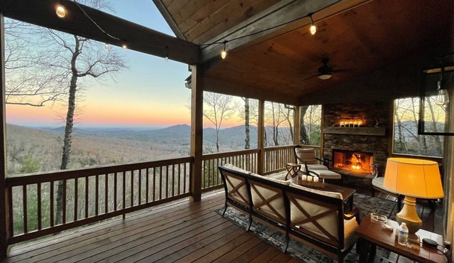 Diamond Ridge: Modern Luxury, Ultimate Long-Range Mountain Views