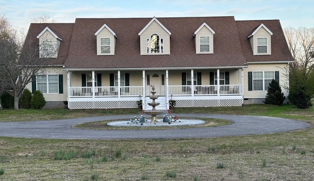 Diamonds & Pearls of Williamsburg, VA