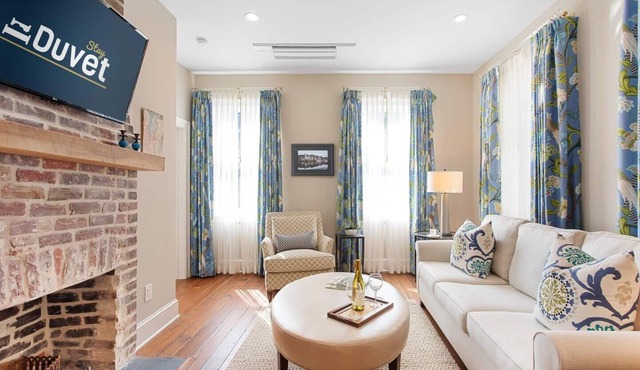 Dianna Browns Place | Historic District