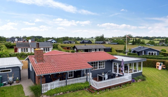 "Diddi" - 170m from the sea by Interhome