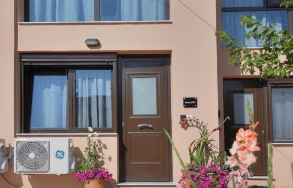 Dimitra - Loft Apartments