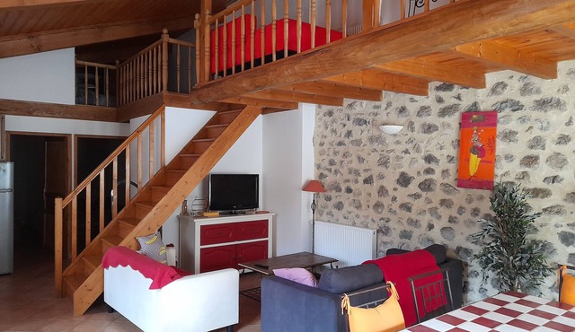 Diois house with terrace, large room with heated SPA, air conditioning