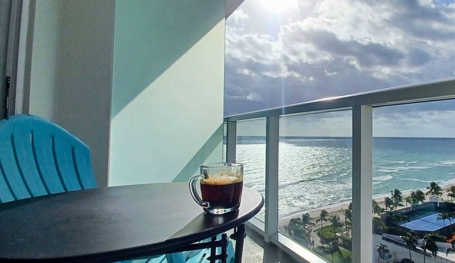 Direct access to the beach, Oceanfront, Beachfront. High speed wifi internet.