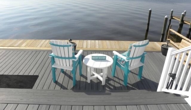 Direct Bay front home with 2 community pools and tennis