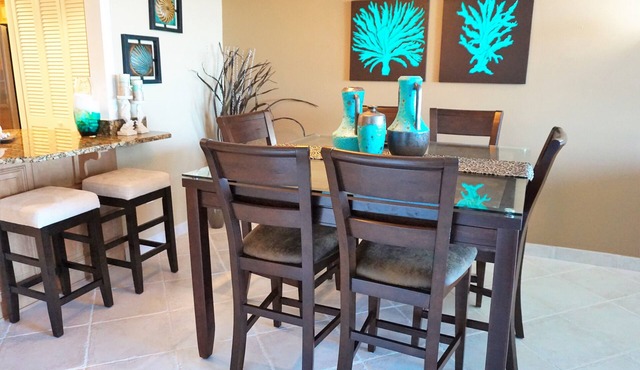 Direct Beach Access Near Clearwater Beach, Lighthouse Towers Breathtaking view!