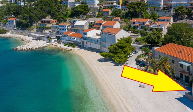 Direct Beach Apartment