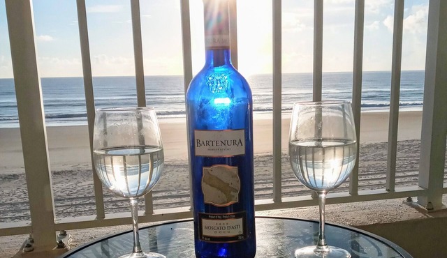 DIRECT BEACHFRONT CORNER Unit Ponce inlet Daytona PRIVATE BALCONY paradise #101