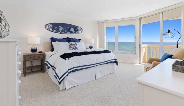 Direct Beachfront Condo with Amazing Panoramic Ocean Front Views (11th floor)