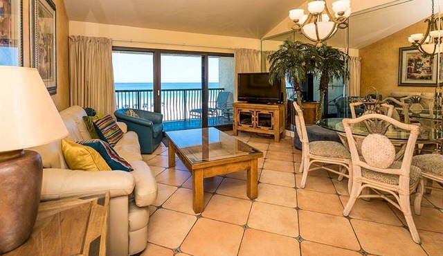 Direct gulf view, exceptional BEACH FRONT, quiet, small complex w/pool