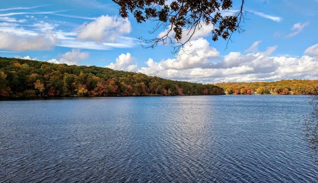 Direct Lakefront - Stunning Views and Panoramic Sunsets