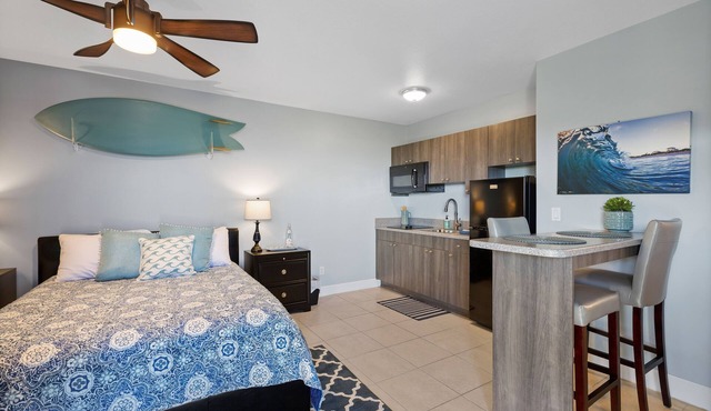 Direct Ocean Front Accommodation ground-level-Twin Fin