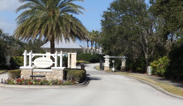 Direct Ocean Front Penthouse, Vacation In The Lap Of Luxury !