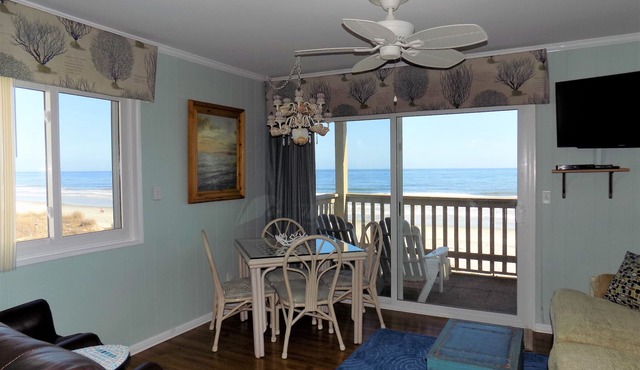 DIRECT OCEANFRONT! Super Clean-Highly Rated - Awesome Location! BOOK NOW!