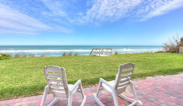 Direct Oceanfront Heavenly Retreat, fully licensed 6465