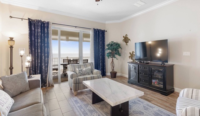 Direct Oceanfront Luxury Unit 752 - Remodeled throughout come and see!