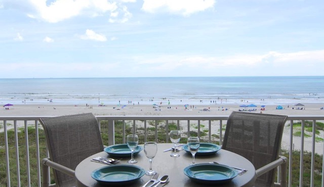 DIRECT OCEANFRONT NOW RENTING SUMMER FALL AND WINTER! BEAUTIFUL OCEANFRONT VIEW!
