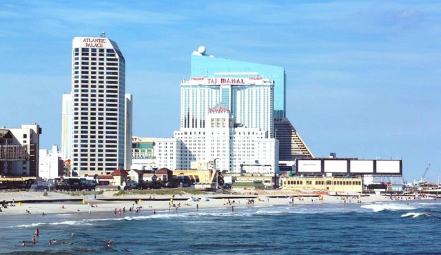 DIRECT Oceanfront on Boardwalk — July 3–6 or July 13–17, 2026 — EARLY BOOK DEAL