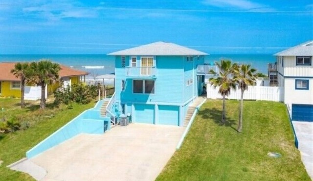Direct Oceanfront~Deck~King Bed~Beach