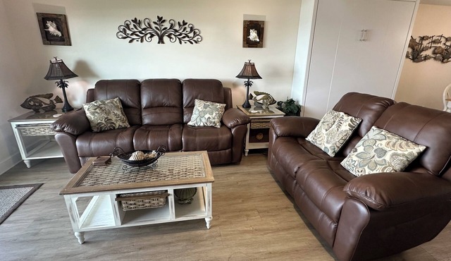 Direct Oceanfront Premium Flat with 2 Bed/2 Bath and New Everything