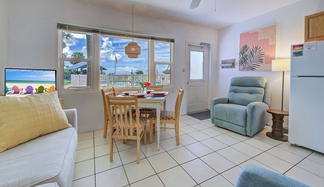 Directly on the Gulf - Unit 4 - 1 Bedroom - Ground Floor - Sleeps up to 6]