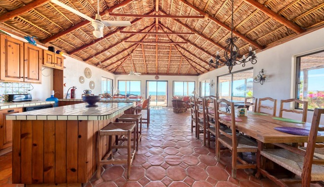 Directly on the Ocean in Cabo Pulmo with A/C!