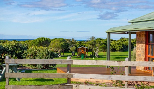 Directly opposite the beach, Ocean View Marengo is sure to delight!