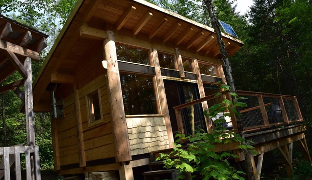 Disconnect on a private estate, hiking trails, Finnish sauna, canoe,