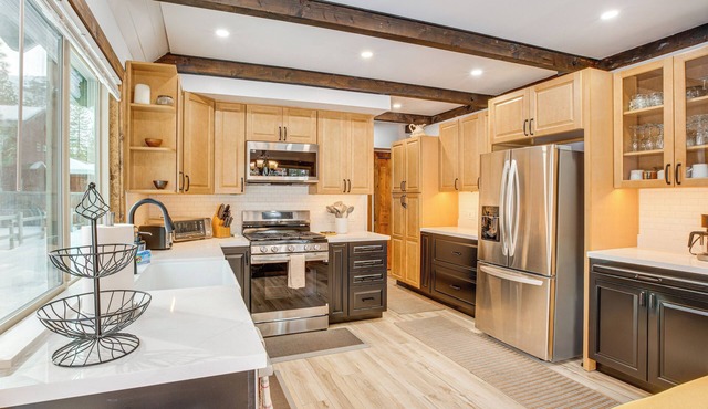 Discount Available! Lake Tahoe Gem w/Pool Table