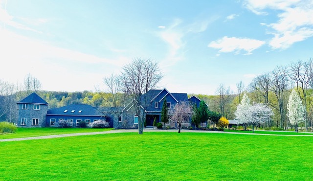 DISCOUNT LAST MINUTE Elk Mountain Estate Manor in beautiful PA-Groups and Events