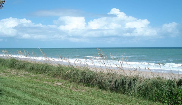 DISCOUNT RATE! VERO BEACH DIRECT OCEAN FRONT LUXURY: MAKE YOUR DREAMS A REALITY