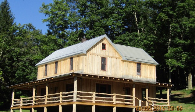 Discounted Rates/Back in Time/Near Deep Creek Lake/No Cleaning or Amin Fees