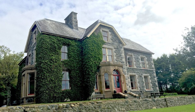 Discounted weekly rates so you can easily extend your weekend break.