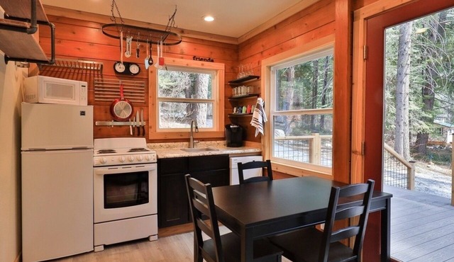 Discover Adventure: Tiny Cabin Nestled in the Enchanting North Cascades