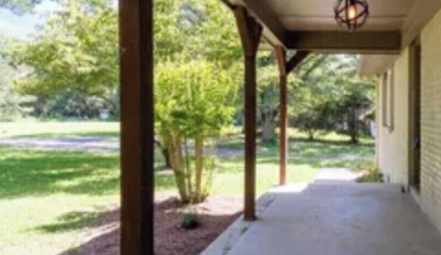 Discover Albertville charm, quick ride to Sand Mountain & Lake Guntersville !