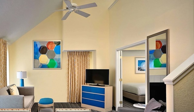 Discover Attractions: Family Comfort, On-Site Amenities for a Memorable Stay