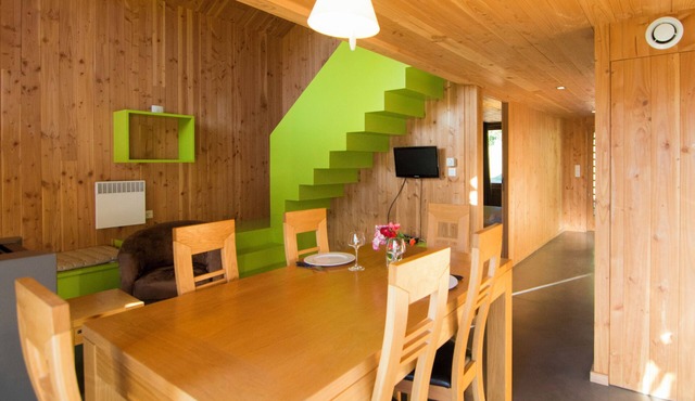 Discover Camping Le Lac des Sapins, a charming address in the heart of nature.