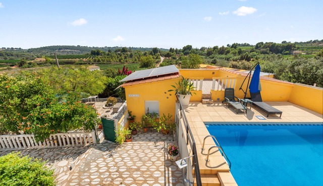 Discover Casa Elja Your Peaceful Holiday Home with Pool, Terrace & Wi-Fi