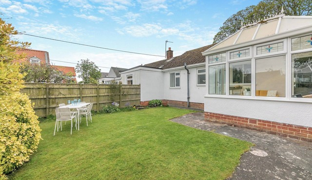 Discover coastal comfort with your perfect retreat in the heart of Beadnell.