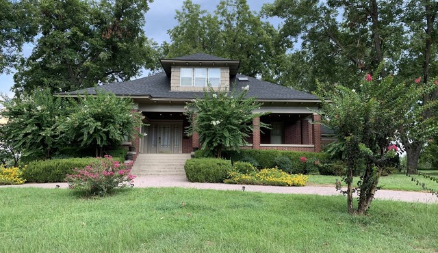 Discover Dardanelle charm, steps away from Arkansas River