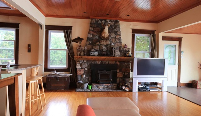 Discover Melody Lodge, Ontario's Best-Kept Secret Where Tranquil Nature, Adventure, and Comfort Await.