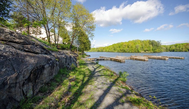 Discover Melody Lodge, Ontario's Best-Kept Secret Where Tranquil Nature, Adventure, and Comfort Await.
