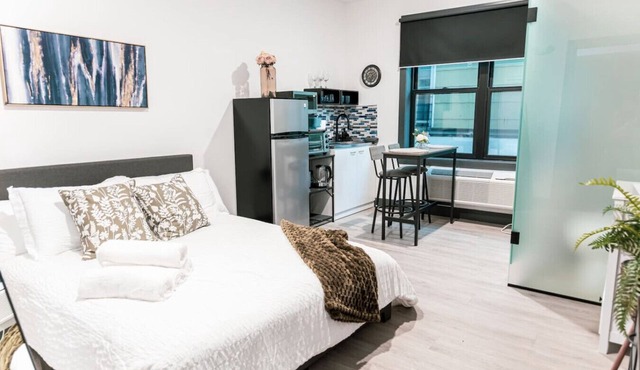 Discover NYC in stylish Studio-25 mins to NYC