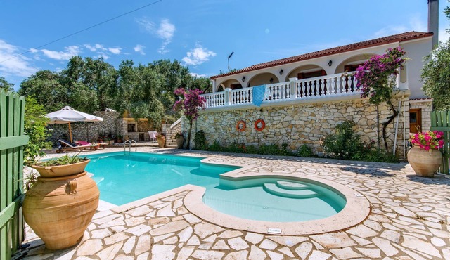 Discover peace at Villa Kyklamino – your perfect Paxos escape