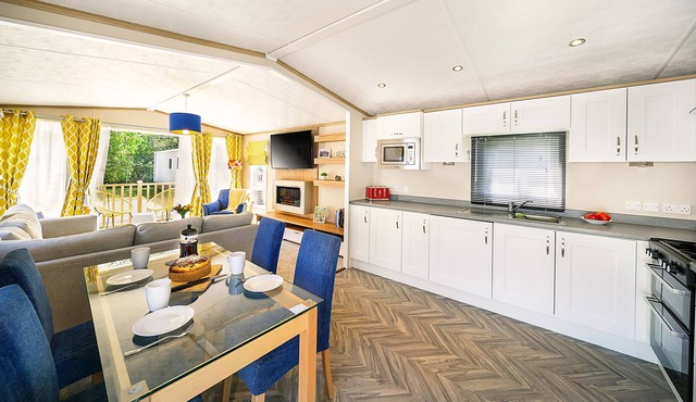 Discover, Relax, Enjoy - Luxury Lodge all-round self-catering