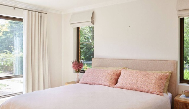 Discover Royal National Park in this Stylish 1BR