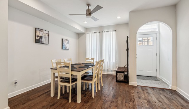 Discover South Philly, just a quick 4-min drive to UPenn