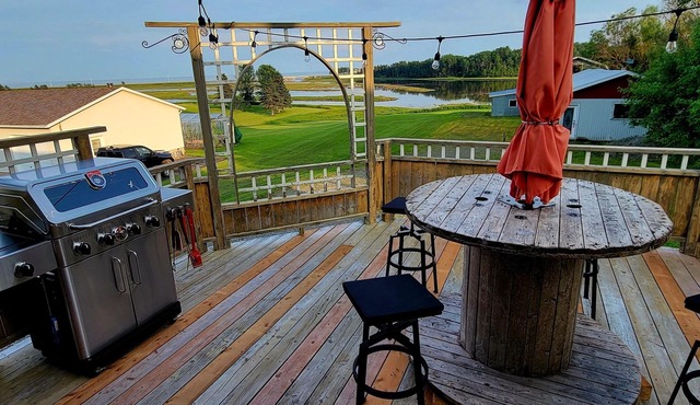 "Discover Stunning Views & Relaxation at Au Chant de la Rivière, Gaspésie"