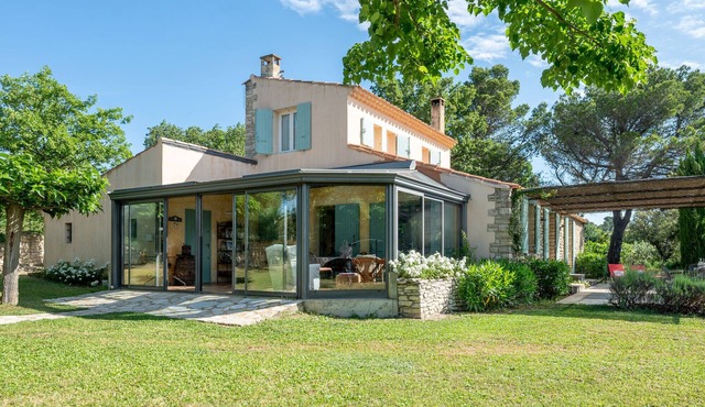 Discover the Charm of Villa Marius in the Heart of Provence