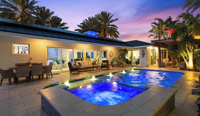 Discover The Sapphire – A Stunning, Vibrant Waterway Home Offering Style, Comfort & Relaxation!